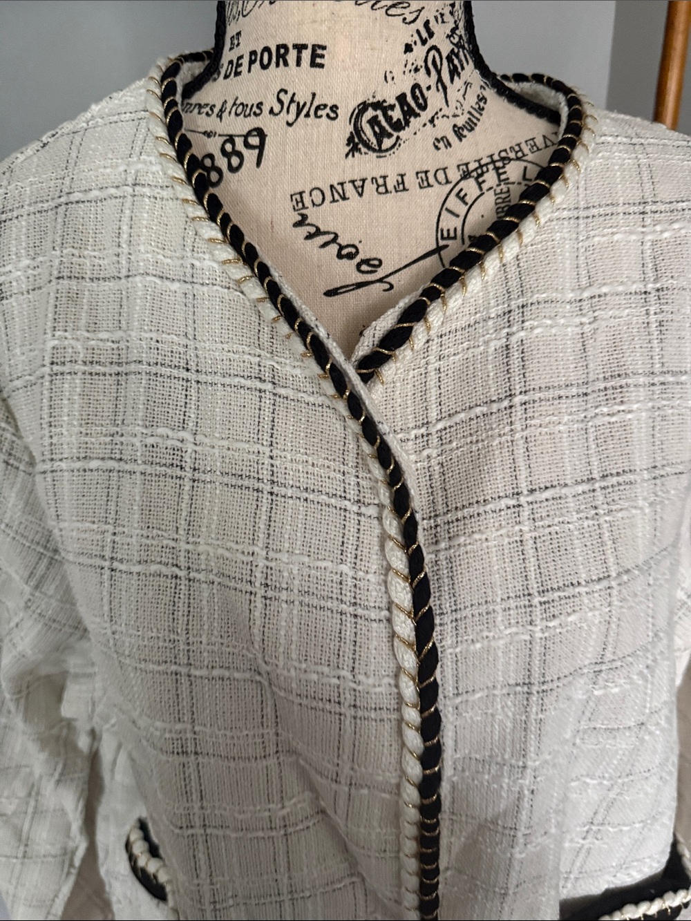 Women’s White Light Tweed Jacket with Black &Gold Trim - Picture 2 of 4